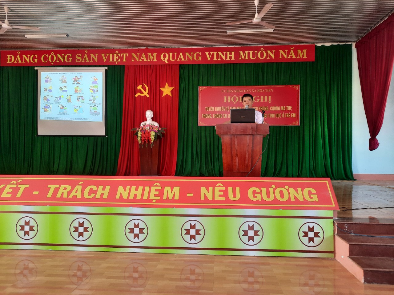  UBND xã Hòa Tiến tổ chức Hội nghị tuyên truyền phòng chống đuối nước, xâm hại tình dục trẻ em và tệ nạn ma túy, cách phòng, chống ma túy năm 2022